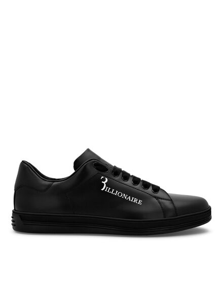 Lo-Top Sneakers