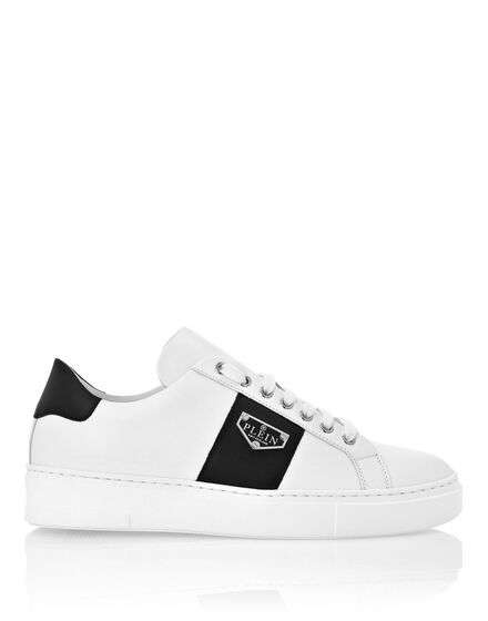 Lo-Top Sneakers Triangle Plein