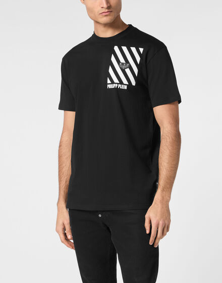 Round Neck T-Shirt Lines